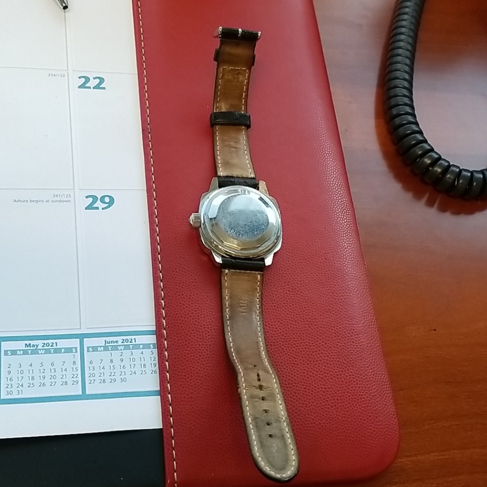 Zenith DEFY automatic Swiss watch with TV shaped dial from the 1970s - Picture 4 of 5